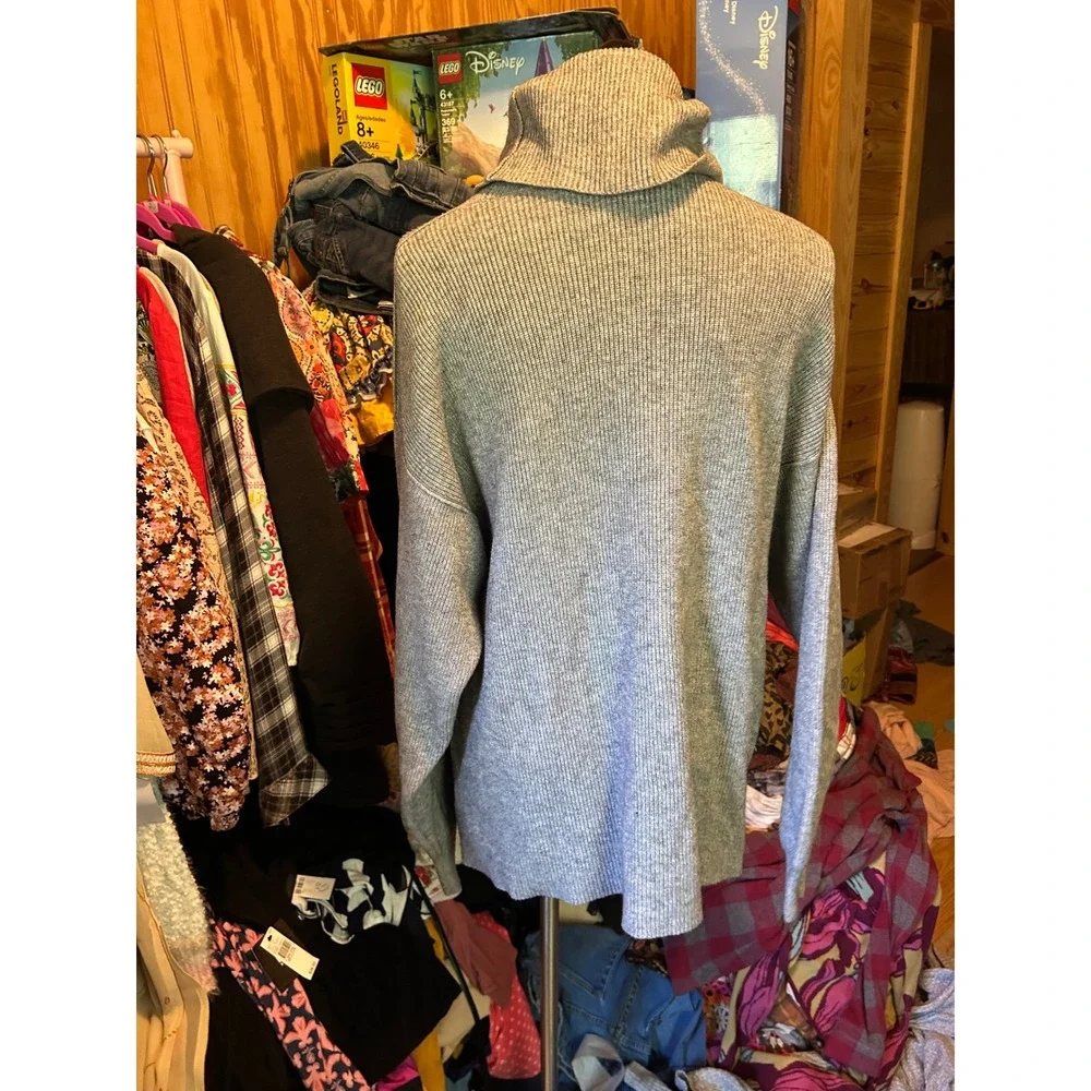 Free People Softly Structured Oversized Turtleneck Knit Sweater Grey Size S